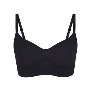 SKIMS seamless sculpt bralette size Small in the color Onyx